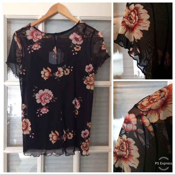 NWT Love, Fire Black Sheer Floral Blouse Sz L 🌻 - Picture 2 of 3